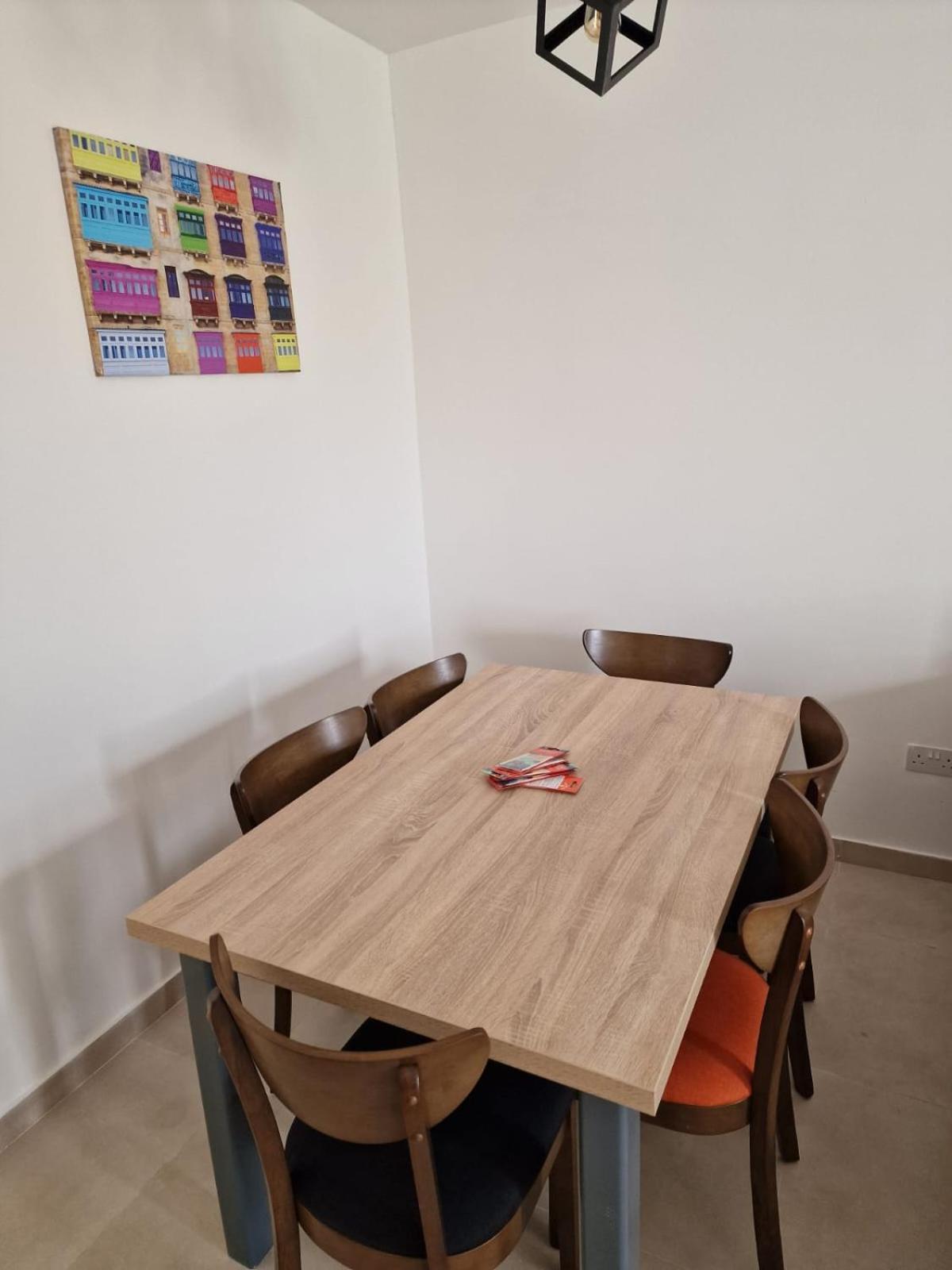 Sky Apartment 3 Сейнт Полс Бей Екстериор снимка